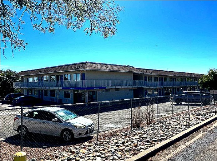 Motel for Sale in CO   4103 N. Elizabeth Street Colorado 81008